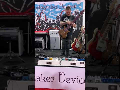 NAMM 2019 - Earthquaker Devices Performance with Touch Guitars U8 (2)
