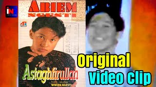 Download lagu Abiem Ngesti - Astagfirullah ( Original Video Clip ) mp3 Download lagu Abiem Ngesti - Astagfirullah ( Original Video Clip ) mp3