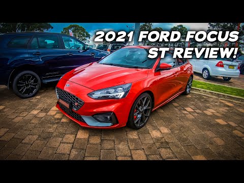 The Most Underrated Hot Hatch | 2021 Ford Focus ST Review!