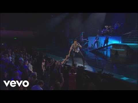 Videoclip de Dejaría Todo (Live Version) — Chayanne