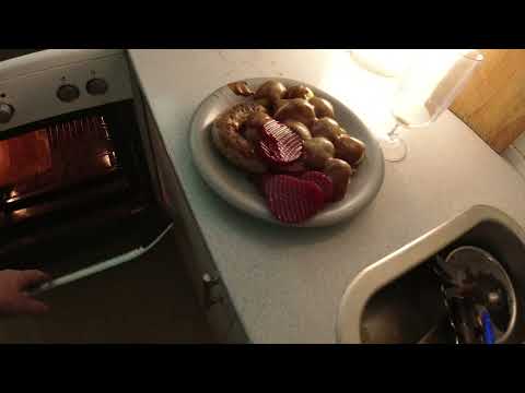 MongoTV_6510 - Mongo Madskole - MEDISTERPØLSE Med KARTOFLER og BRUN SOVS