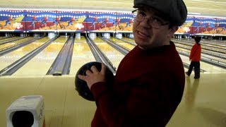 preview picture of video 'Ten-pin bowling at Bowl America in Dranesville, Virginia (7 of 7)'