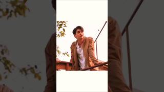 But he is looking at ..you 😍 #Brightwin #SarawatTine #2gether #raikantopini #fyp #parati #fory