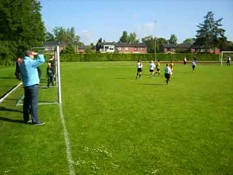 16 mei 2009 Haren F3 - Veendam 1894 F2: 2-7 [Deel2]