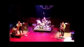 John Butler Trio - C'mon Now (Live at House of Blues in Dallas, TX) Nov 19, 2010