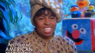 Loretta Long discusses her "Sesame Street" character getting a job - EMMYTVLEGENDS.ORG