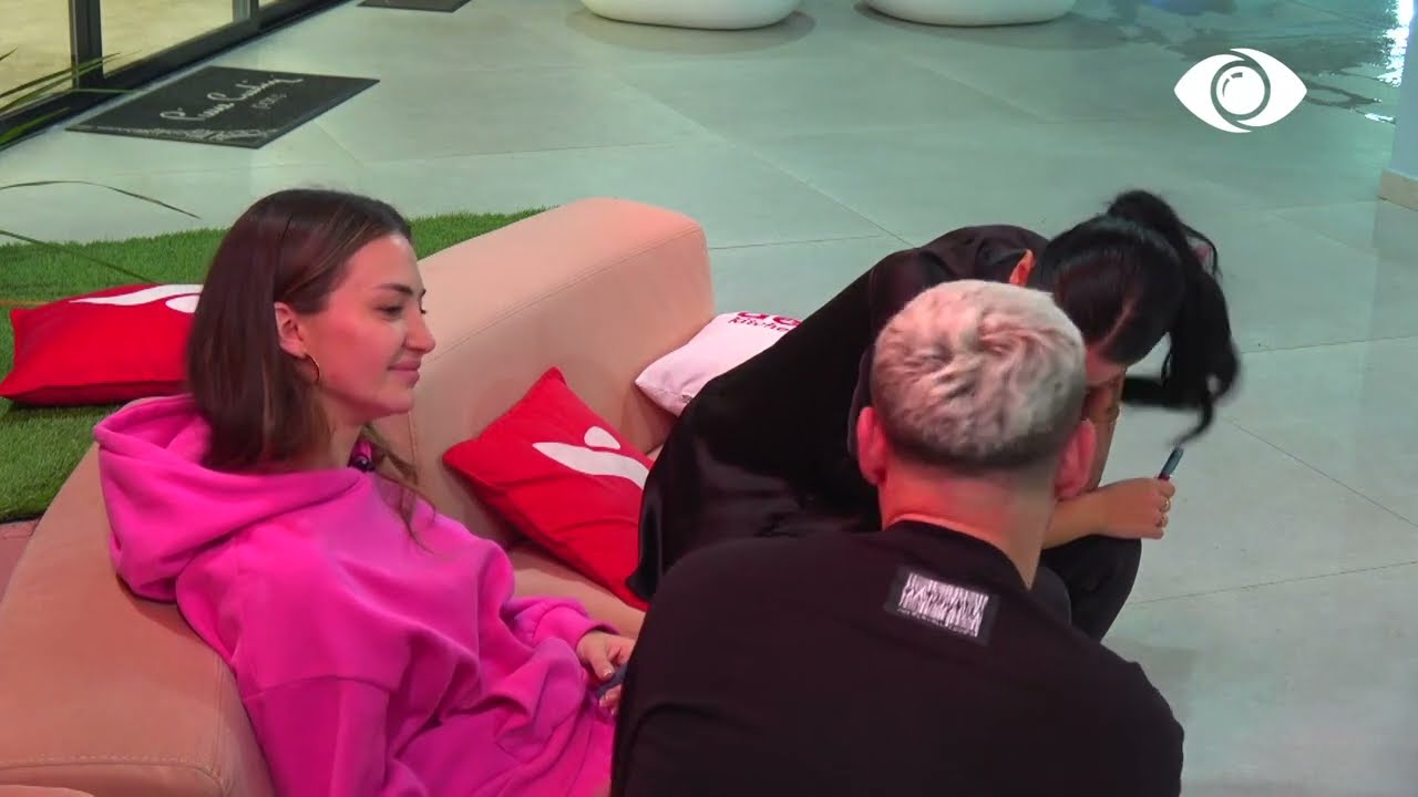 Prova e puthjes Luizi-Kiara