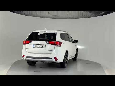 Mitsubishi Outlander 2.0 4H PHEV 200BHP**HEATED MU - Image 2