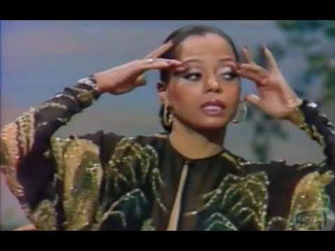 DIANA ROSS on JOSEPHINE BAKER — Diva on Diva