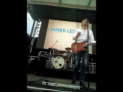 Janek Ledecký