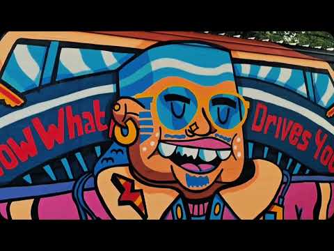 Explore the East Side & D.R.E.A.M. District