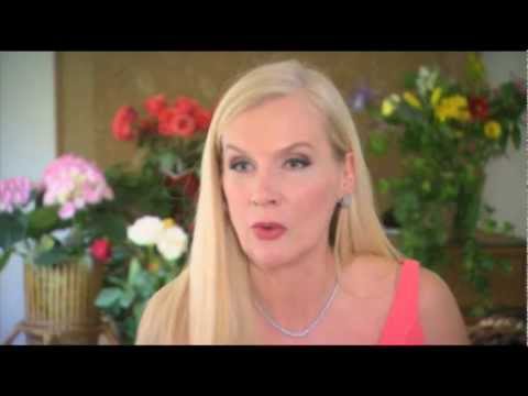Svenska Hollywoodfruar - Gunilla Persson