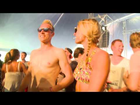 Quintino feat. Una – Escape (Into The Sunset) Extended Mix [Played by Quintino]