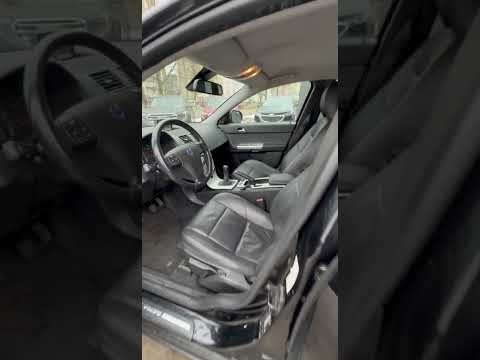 фото volvo v50 i рестайлинг 0