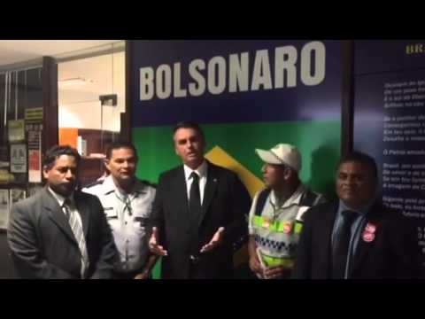 Policiais contra PL 3123 com Bolsonaro