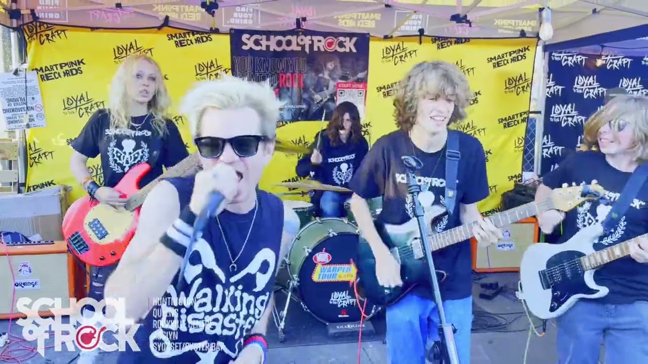 School of Rock Roslyn Students perform with Deryck Whibley of Sum41