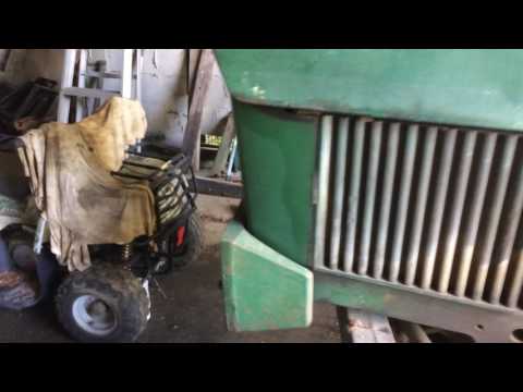 John Deere 1020