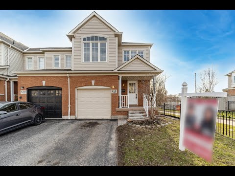 6 Bonello Crescent, Whitby Home - Real Estate Properties