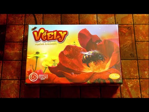 Včely: Medové království - YouTube Video