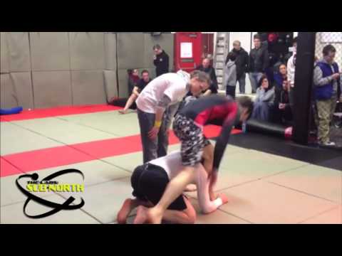 3) u80kgs Intermediate - Dom Kinsey (The Labs) vs. Oliver Von Herder (The Labs)