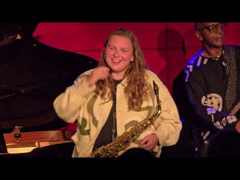 Sara Hanahan Quartet   "Honey"