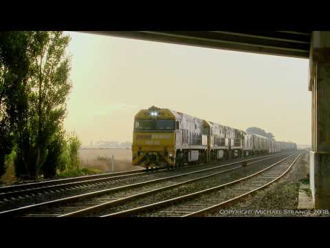 Pacific National PM5 Intermodal Train - PoathTV Australian Railroads