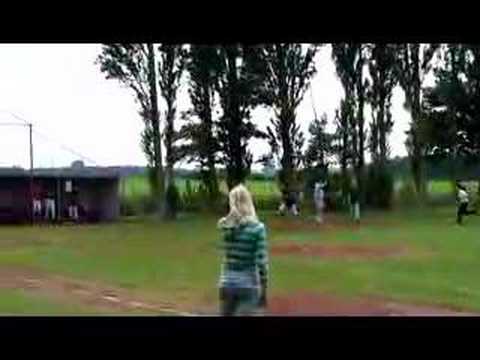 Softbal: SV Wassenaar - Braves