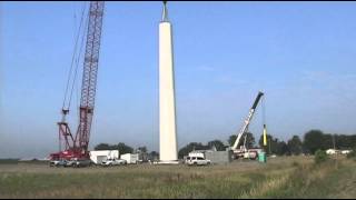 preview picture of video 'Pettisville Wind Turbine 2012'