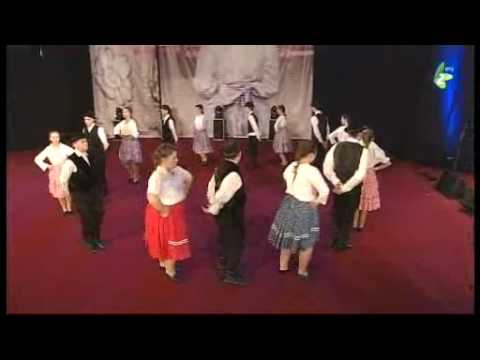 TRI HVIZDOČKI NA NJEBE - Dzecinska grupa KUD "T. Ševčenko", Djurdjov