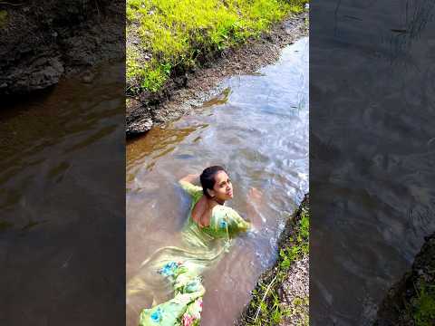 Babu swing pool😜🤪#funny #patipatni #comedy #funnyvideo #khushi #trending #youtubeshorts #viral