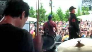 Early Pearl - Get Out (Live 2009 Rock On The Range)