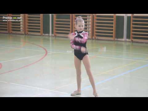 Praznični nastop članic Twirling kluba Sveti Jurij ob Ščavnici