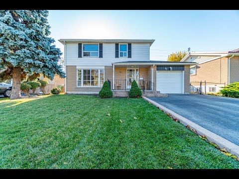 Home for sale at 23 Burnham Crescent, Brampton, ON L6T 2L1