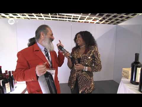 IMMAGINE ITALIA 2023  DEGUSTAZIONE VINI LA CURA  IN VIP LOUNGE