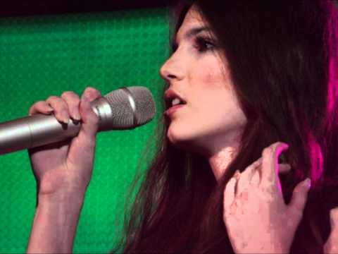 Tina Vukov - Neka kiša prestane