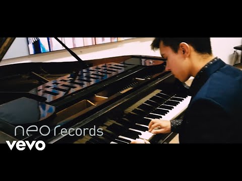 Pavel Vondráček - Pavel Vondráček - My Story [#CelebrateNature Video]