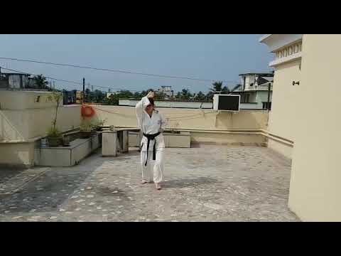 Kihon ju roku no kata. 16 Th kata.