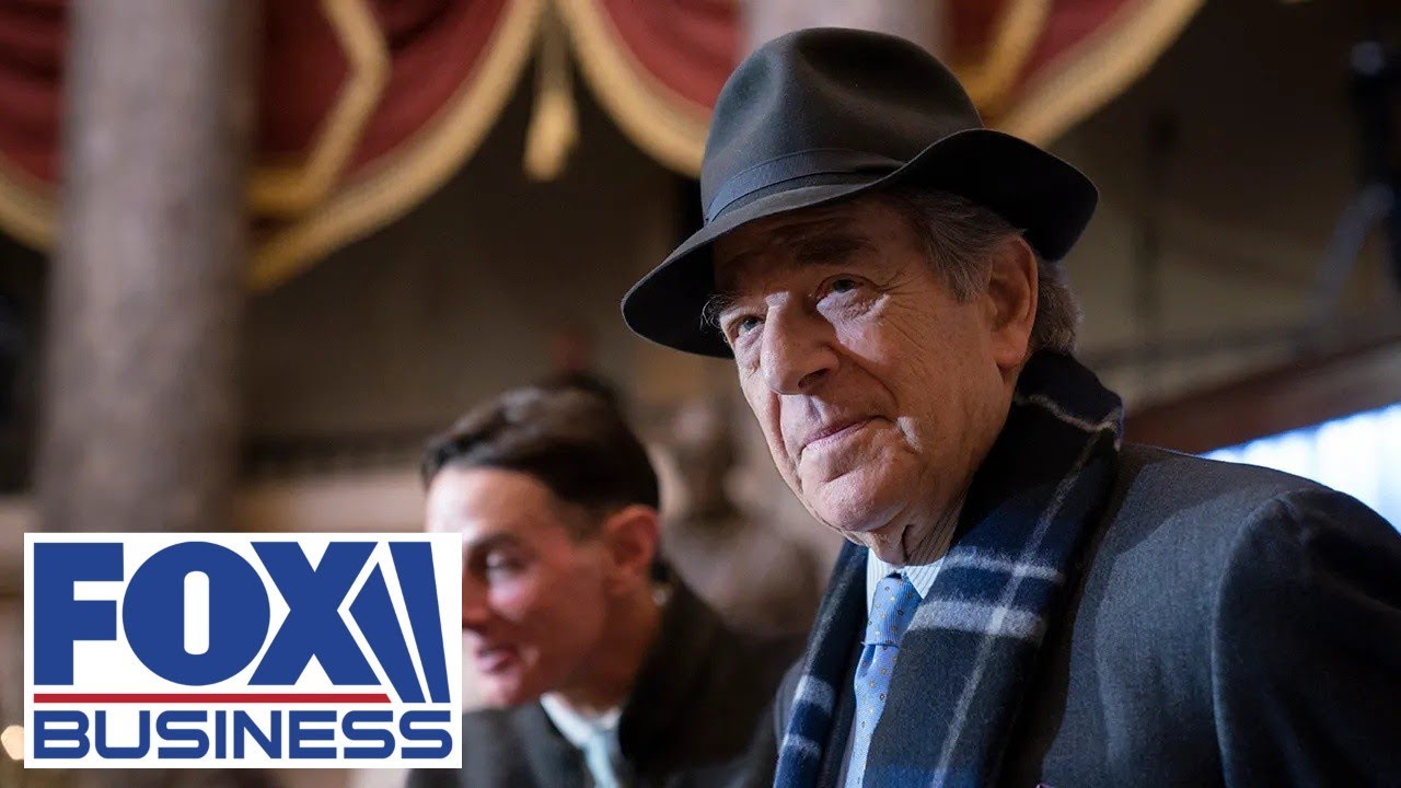 'ULTIMATE INSIDER': Comes names the 'most egregious' stock trader in Congress