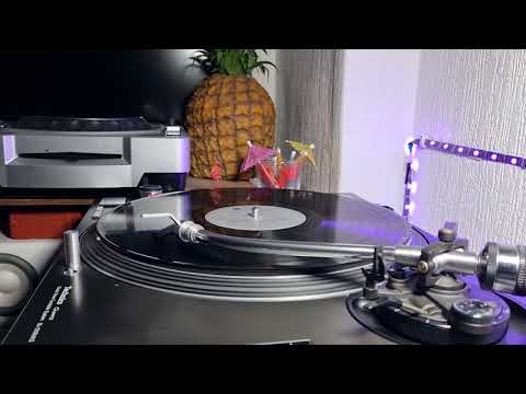 1A4. Alma Cogan - Dreamboat - The Classic Number Ones (1952-69)