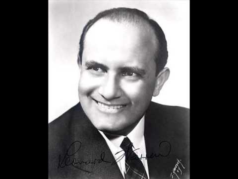 Leonard Warren sings "Pagliacci" prologue (live 1944 & studio 1953)