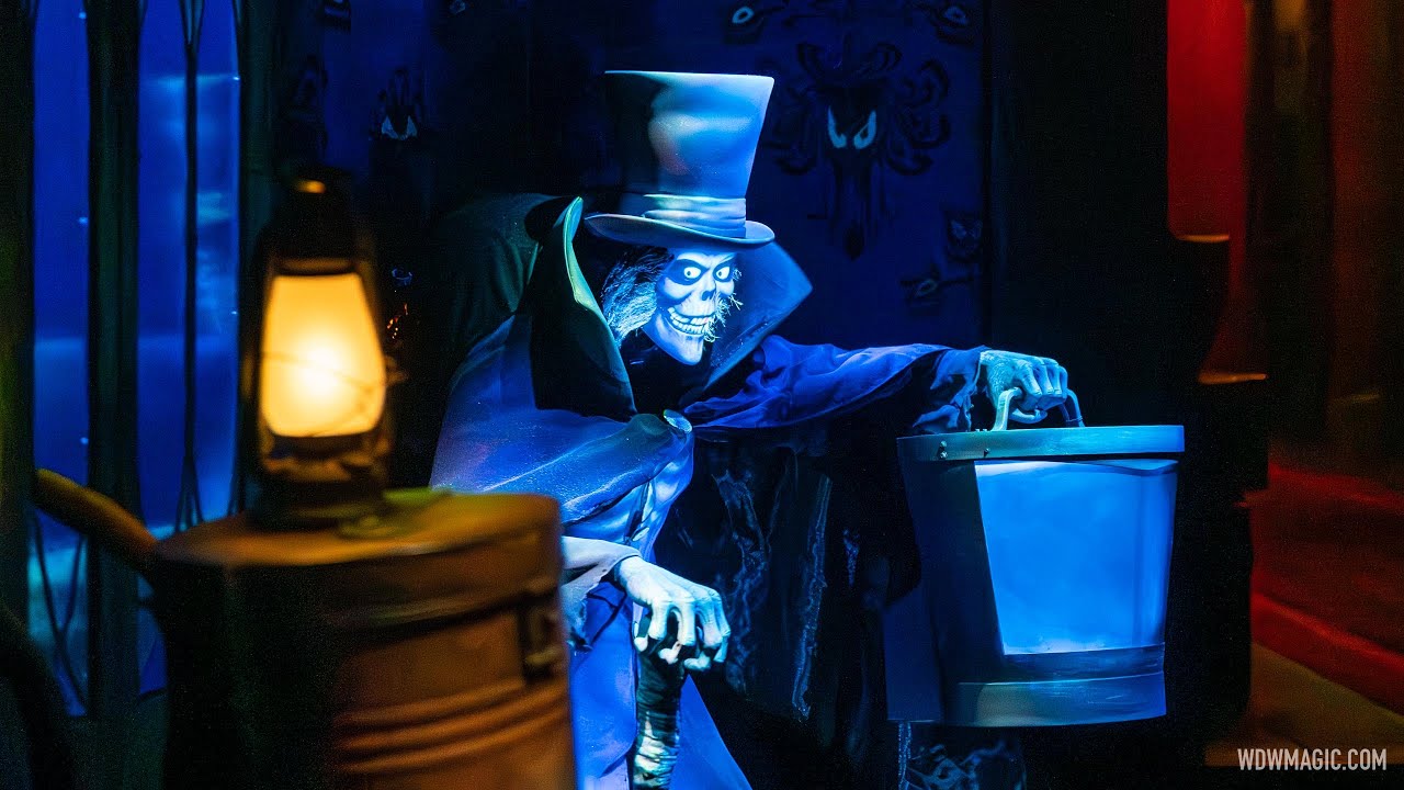 Hatbox Ghost at Magic Kingdom