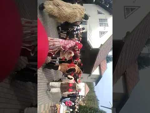 Jocul ursului din comuna Frumosu