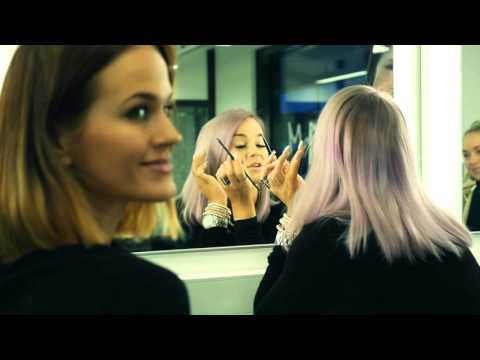 download lagu mp3 mp4 Meikkausopastus Helsinki, download lagu Meikkausopastus Helsinki gratis, unduh video klip Meikkausopastus Helsinki