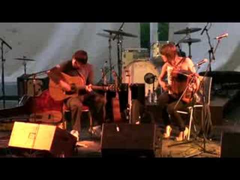 Shona Kipling & Damien O'Kane.National Forest Folk Festival 2008