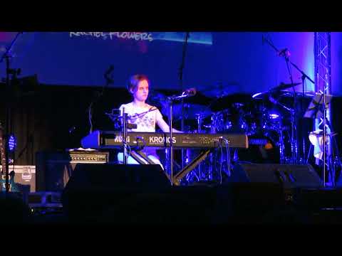 RACHEL FLOWERS -PROGSTOCK 2023