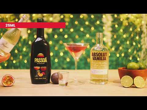 The Booze Bar | How to make a Passion fruit Martini 🍸