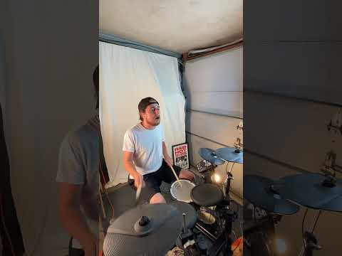 Down - blink-182 #drumcover #blink182 #travisbarker #drum #drums #tomdelonge #markhoppus