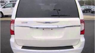 preview picture of video '2013 Chrysler Town and Country Used Cars Batesville AR'