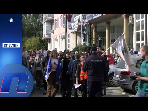 Studenti Novog Pazara na 340 km dugom maršu do Novog Sada