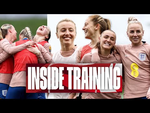 Alex Greenwood Stuns With INCREDIBLE Freekick! 🤩 Satisfying Strikes In The Rain & Leah Returns!